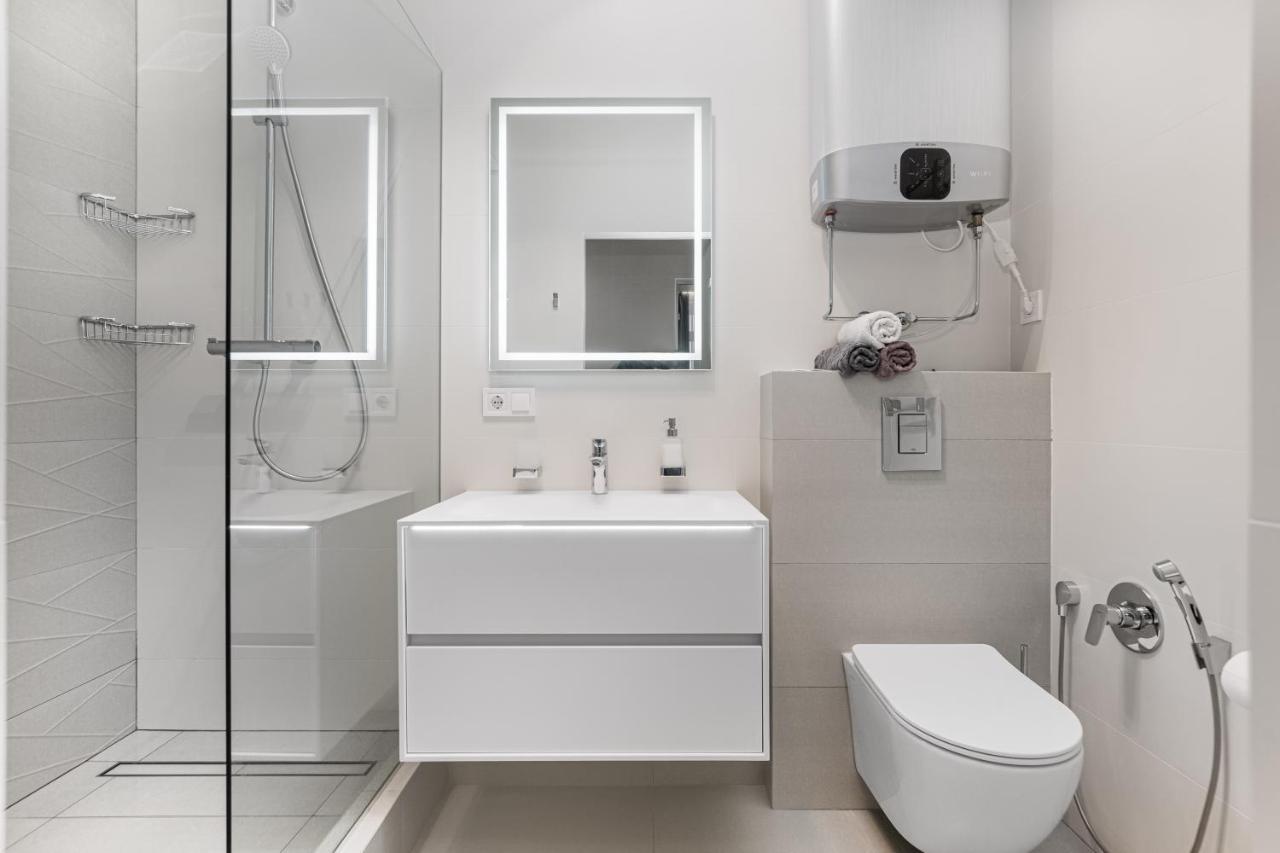 Pearl 45 Panoramic Sea View Apartment Odessa Esterno foto