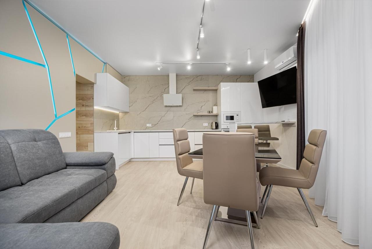 Pearl 45 Panoramic Sea View Apartment Odessa Esterno foto